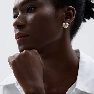 Lovely Heart Stud Earrings